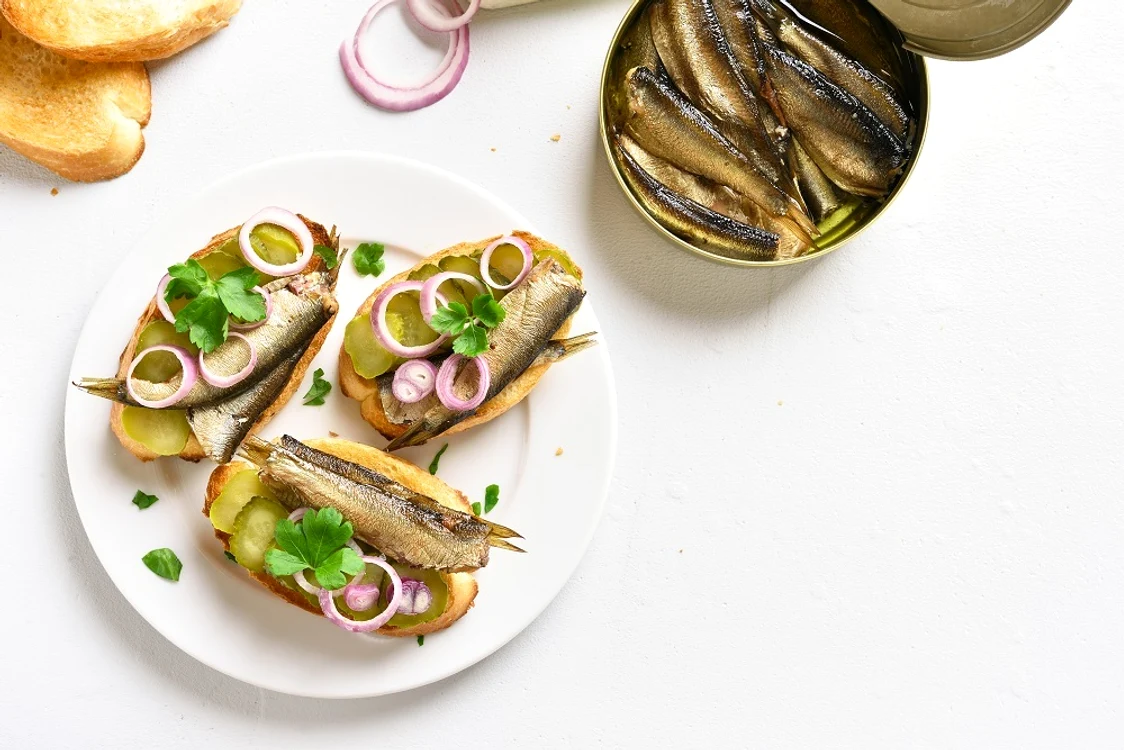 3 sprot peste tartine shutterstock 1216319560 jpg jpeg