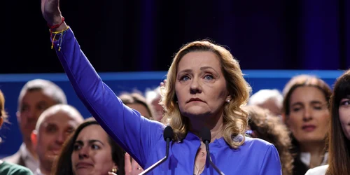 Elena Lasconi INQUAM Photos Octav Ganea (8) jpg