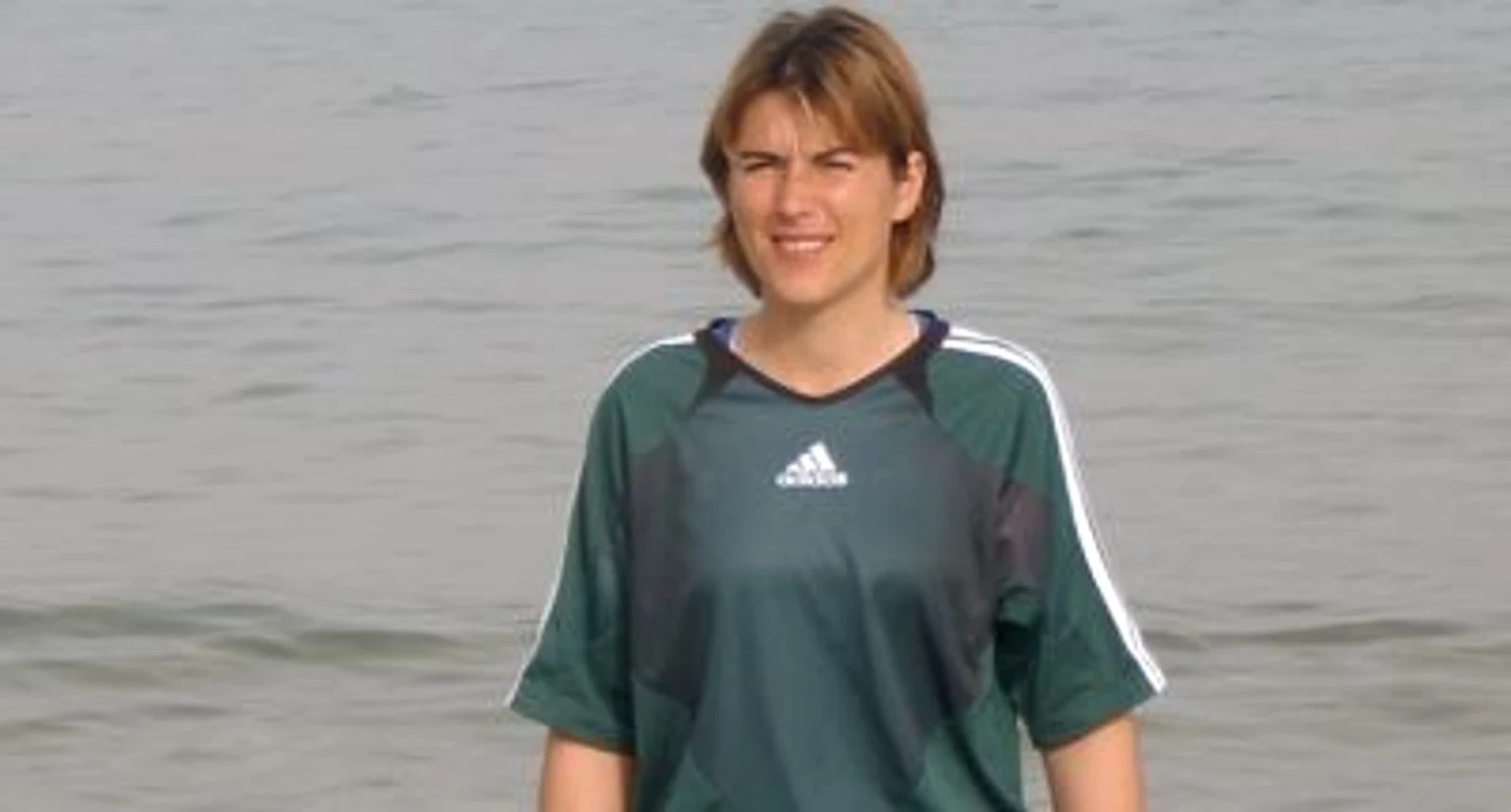 
    Cristina Dorcioman  