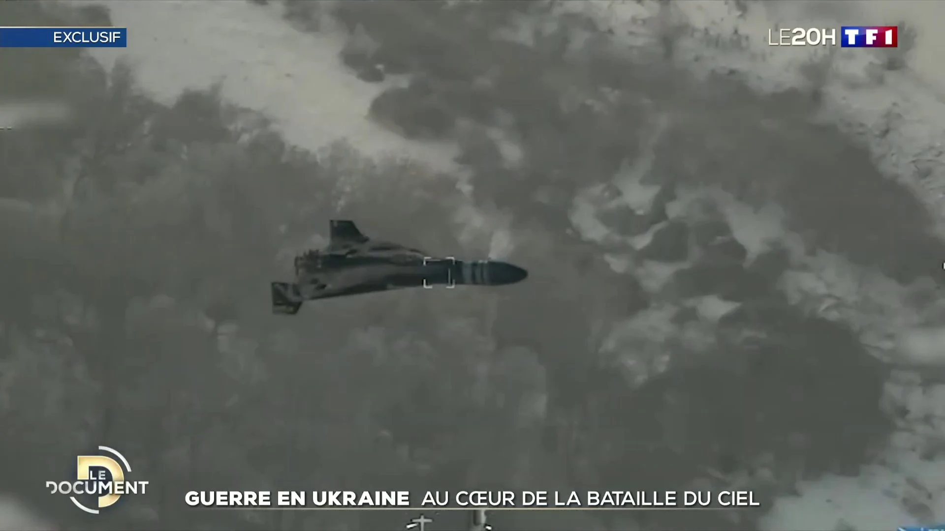 Momentul în care în care ucrainenii doboară o dronă Shaded cu o mitralieră americană M134 Minigun