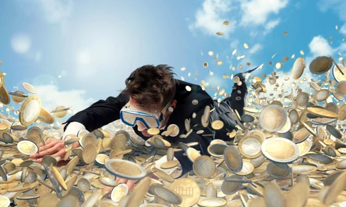 afacerist business euro bani shutterstock 1310446327 jpg
