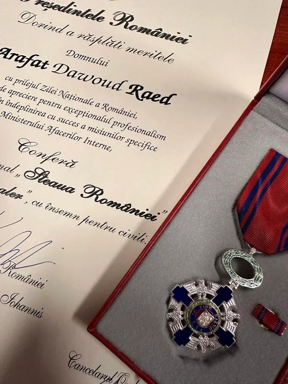 Raed Arafat a fost premiat de Klaus Iohannis