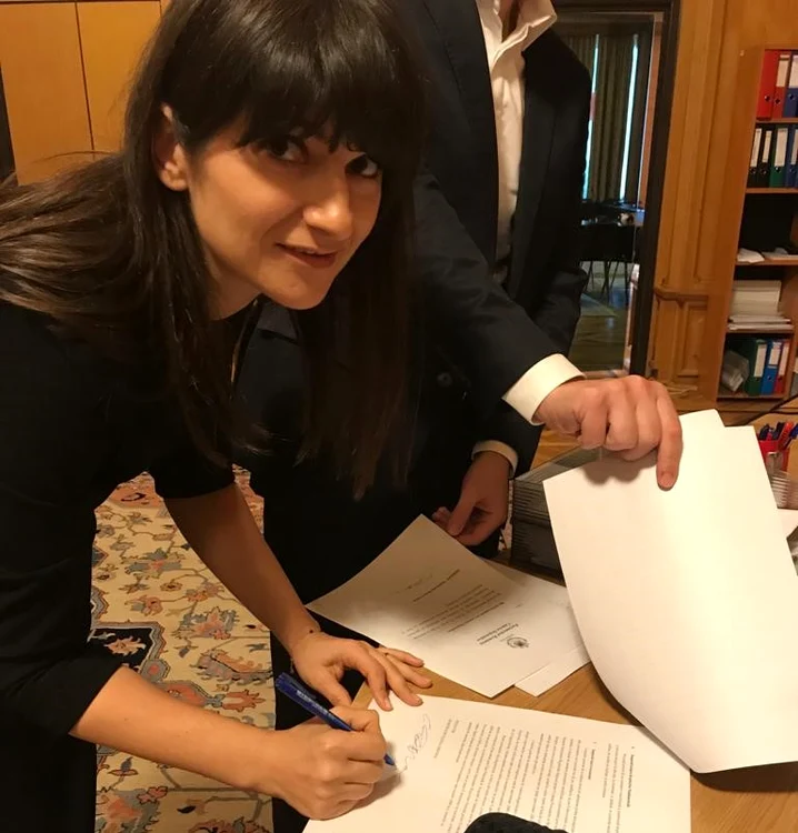 Deputatul Cristina Dumitrache a inițiat proiectul de lege și l-a prezentat în Parlament