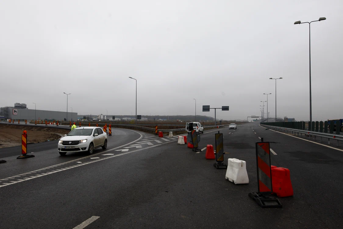 Șoferii care vor să intre pe A3 trebuie să ocolească prin Centura de Nord a Capitalei. Porțiunea dinspre București este încă închisă
