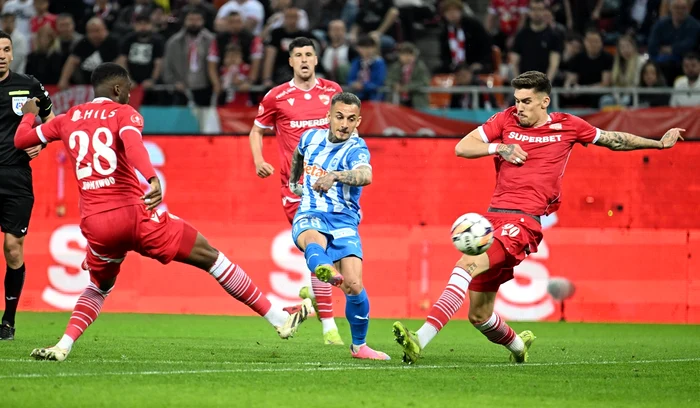 Craiovenii au plecat victorioși de la București (FOTO: Sportpictures)