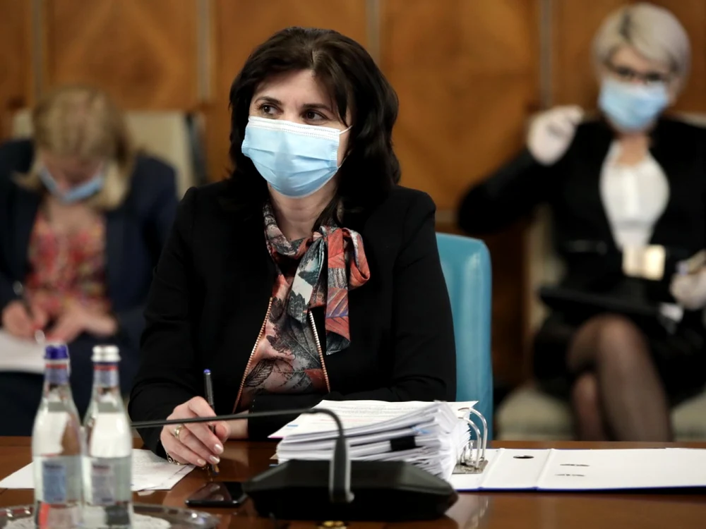 Monica Anisie cere monitorizarea lecţiilor desfăşurate în sistemul online FOTO gov.ro