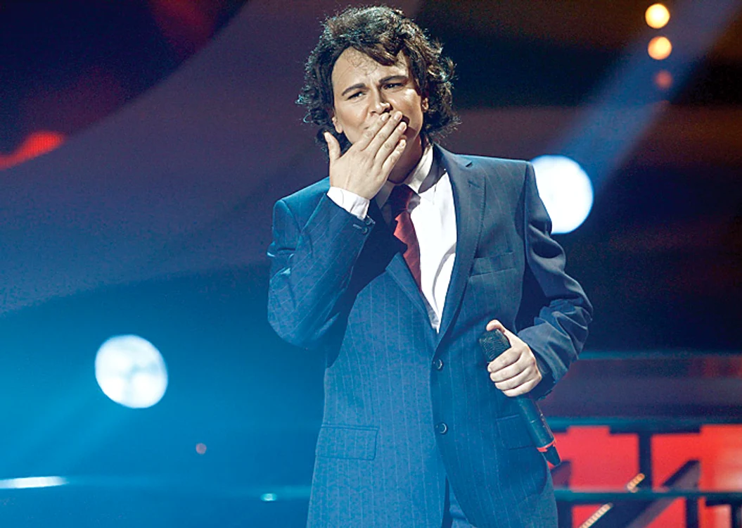 Maria l-a imitat perfect pe romanticul solist spaniol Julio Iglesias