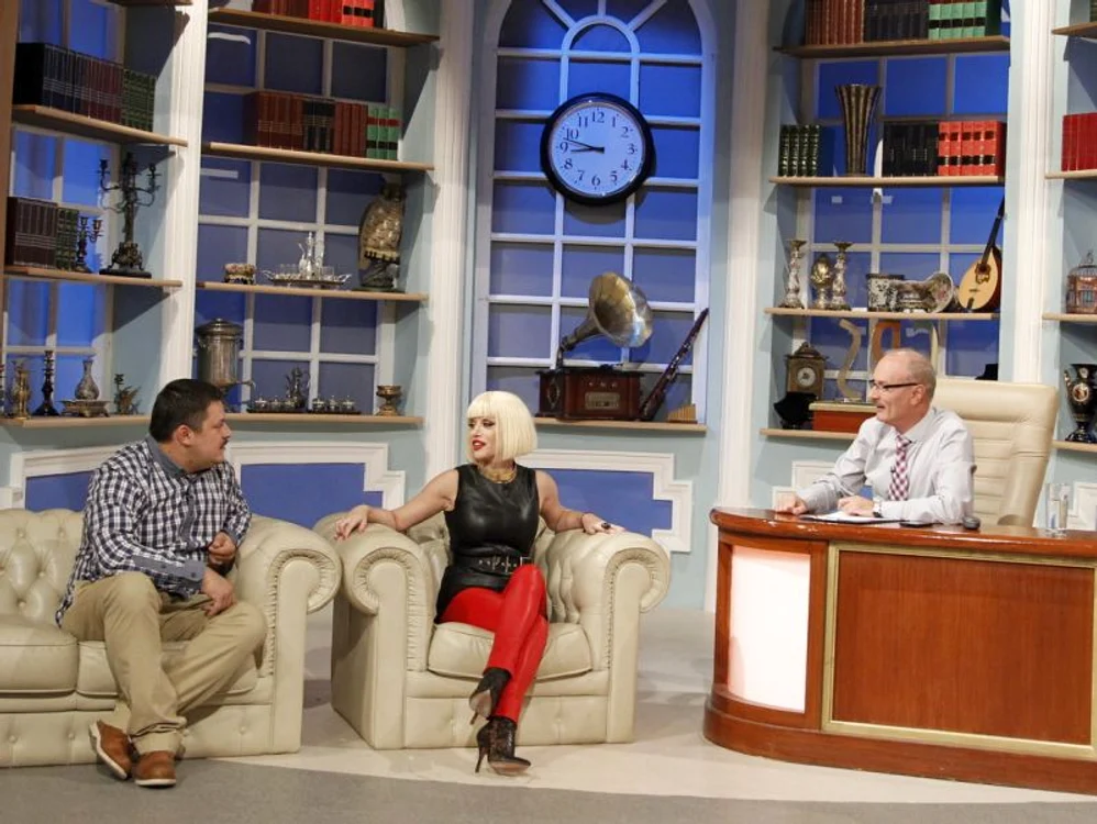 Loredana Groza, la Serviciul Român de Comedie. (Foto: Pro TV)