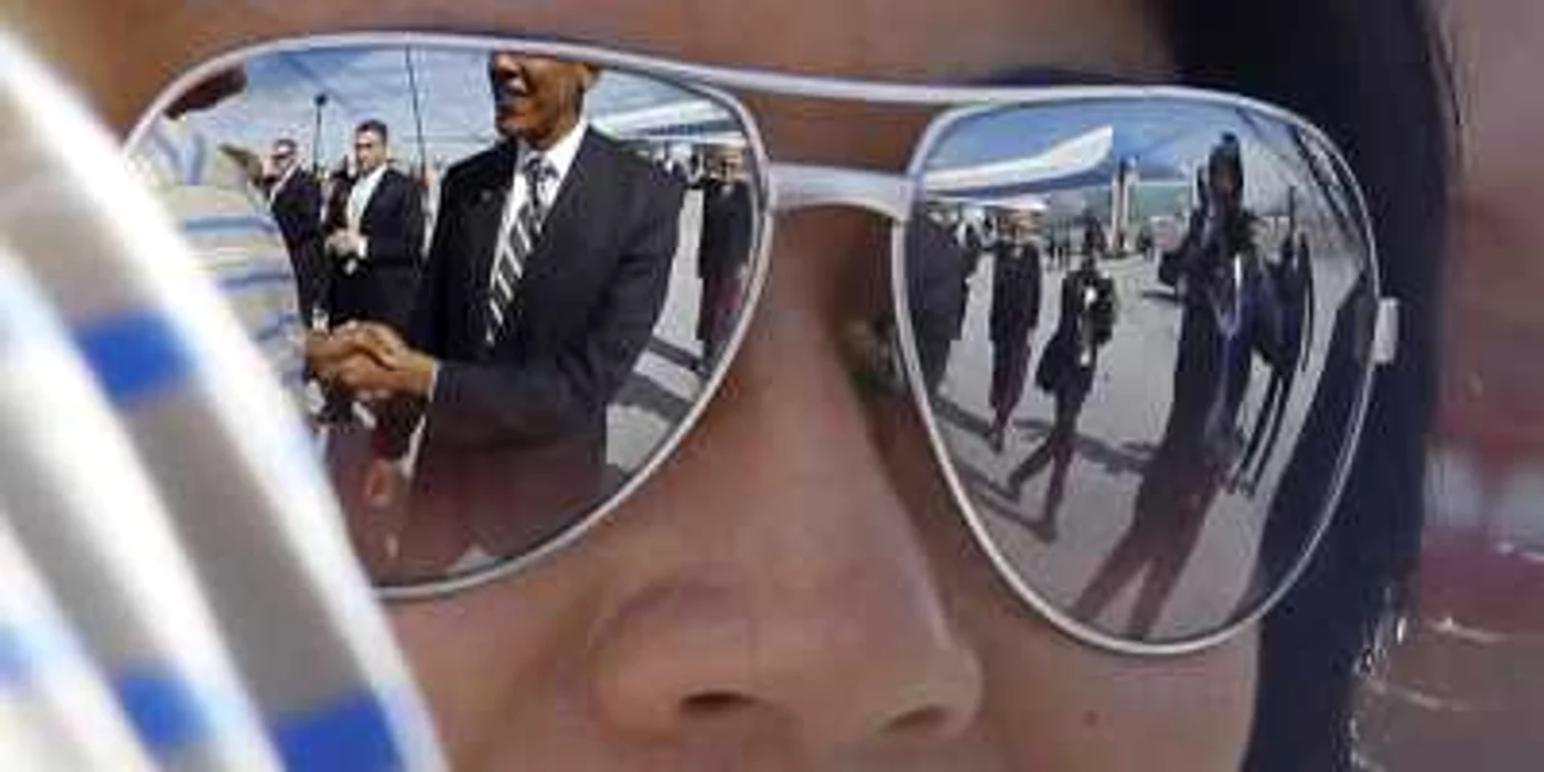 Analiştii de politică externă sunt ambivalenţi faţă de politica externă a lui Obama. Întrebarea importantă este cum se va vedea activitatea acestuia prin ochii alegătorilor în 2012? 