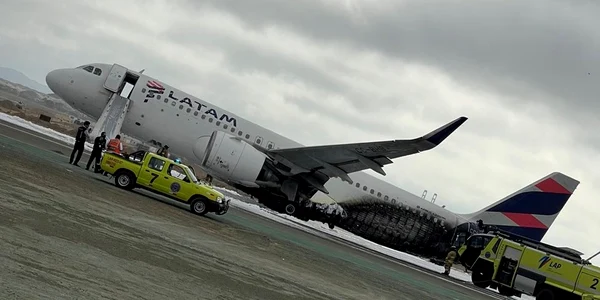 avion peru jpg