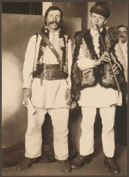 Români în America la 1900