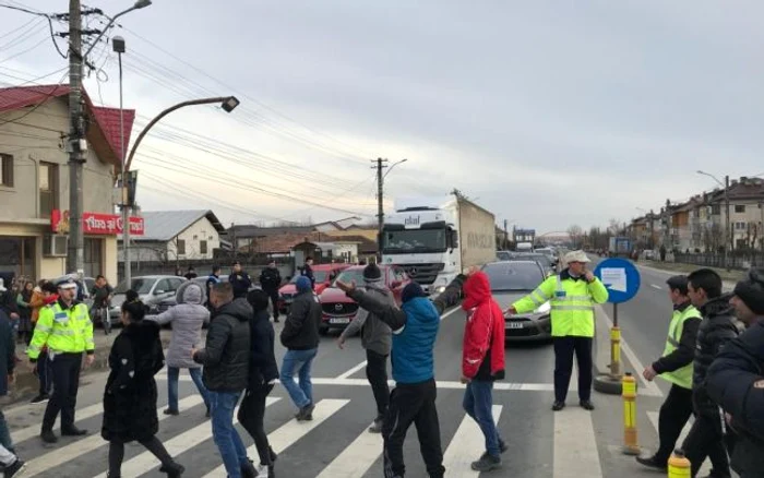 Protest pe DN1 FOTO Diana Frîncu