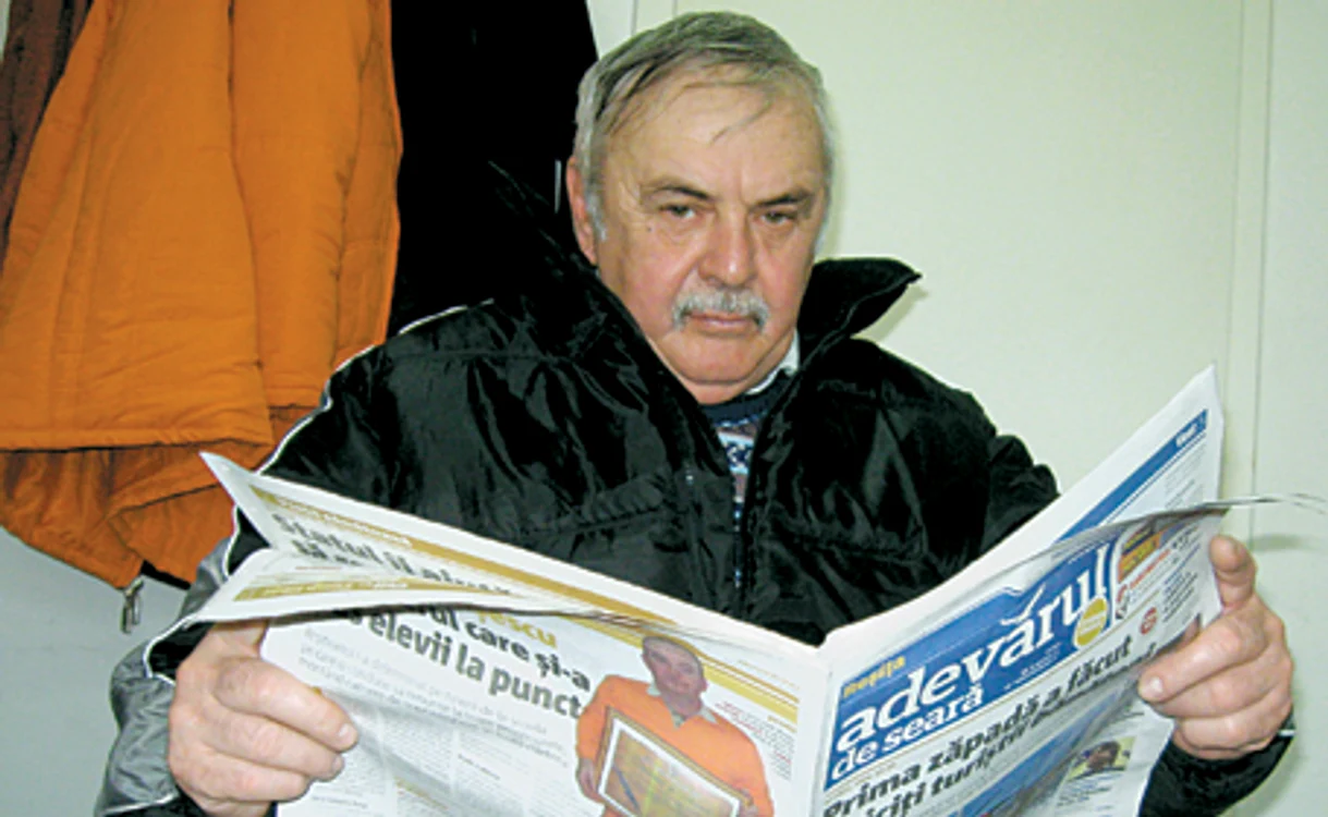 Achim Popa este unul dintre reşiţenii atraşi de afacerea cu maşini de cusut