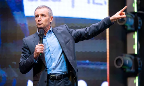 Javier Estrada1 jpg