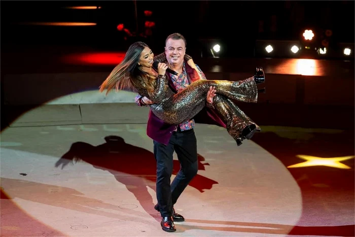 Adrian Enache a adus-o în brațe pe scenă pe Bella