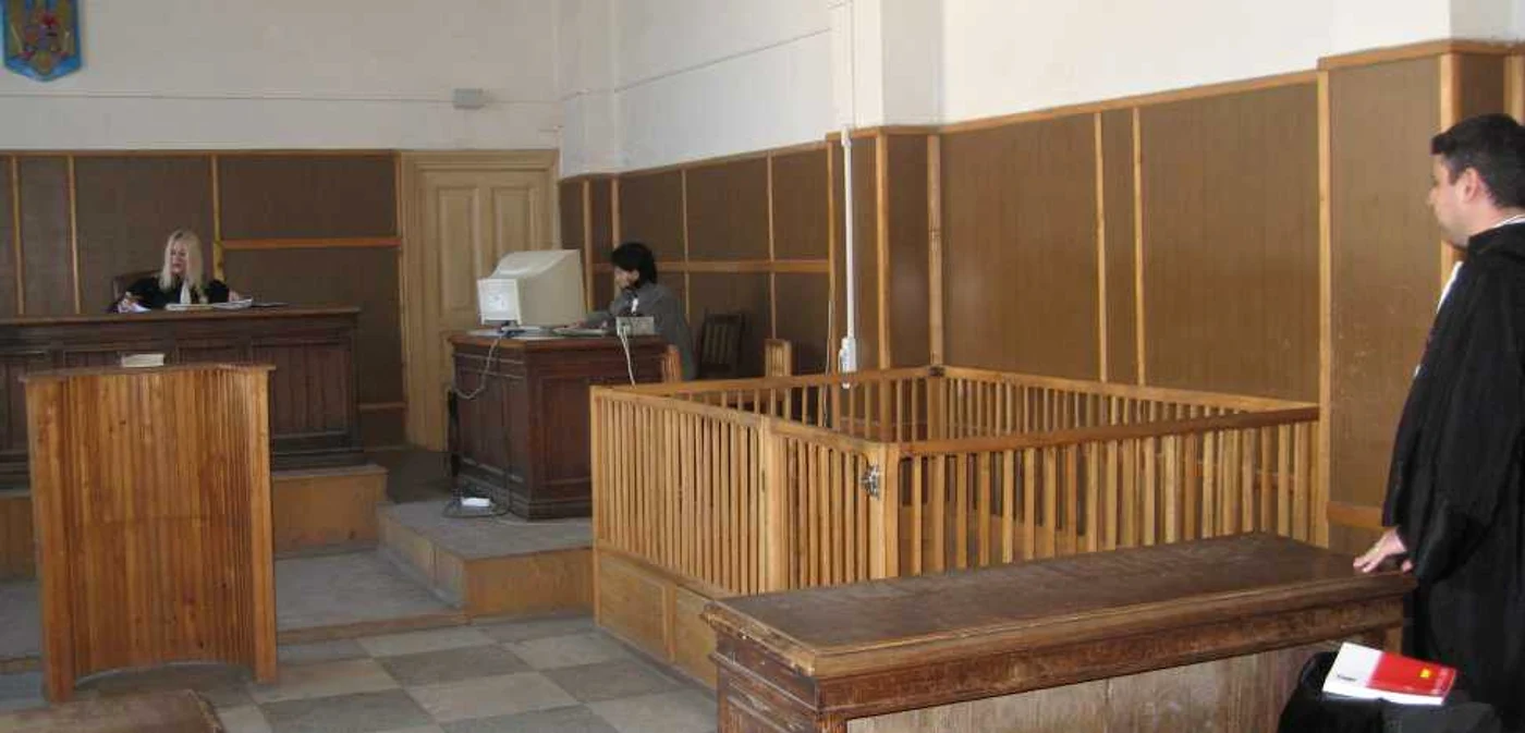 Instanţa va decide în cazul pensionarilor „speciali”