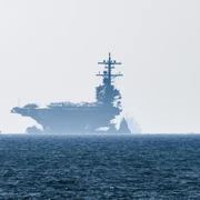 Portavionul USS George H W  Bush foto shutterstock jpg