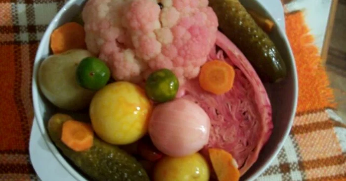 Murăturile de iarnă nu trebuie să lipsească din cămara gospodinelor Foto: reteteculinare.ro