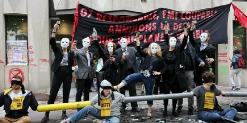 protest FMI Paris foto Twitter