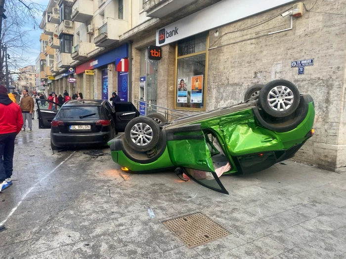 Accident în centrul Galațiului FOTO: ISU
