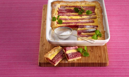 tarta cu vanilie si rubarba jpeg