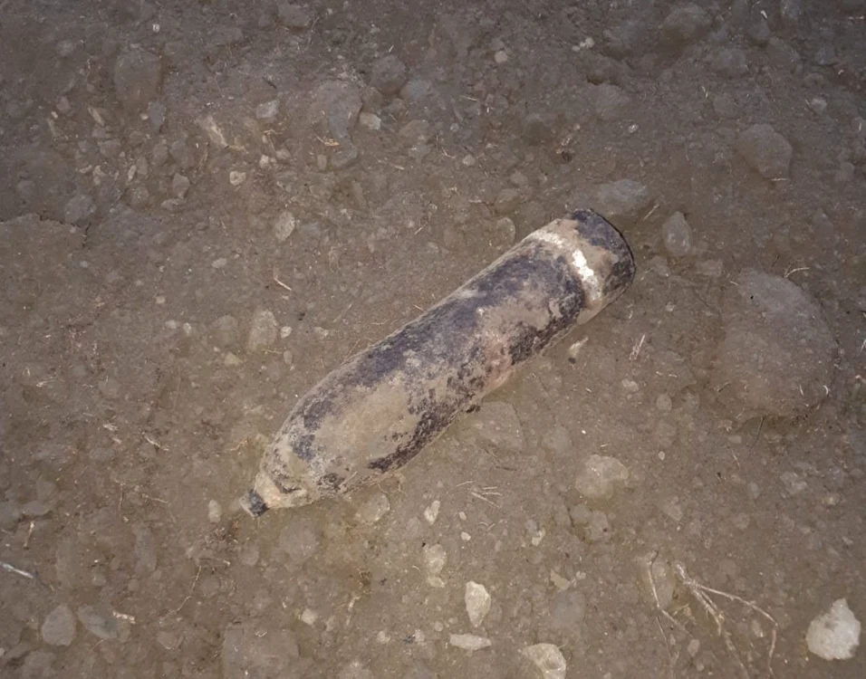 Proiectilul exploziv preluat de pirotehnişti Foto: ISU Brăila