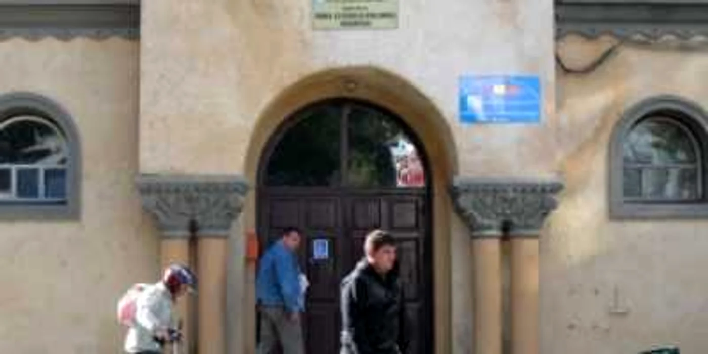 Târgu Mureş: Banii neplătiţi de către angajatori pot fi recuperaţi