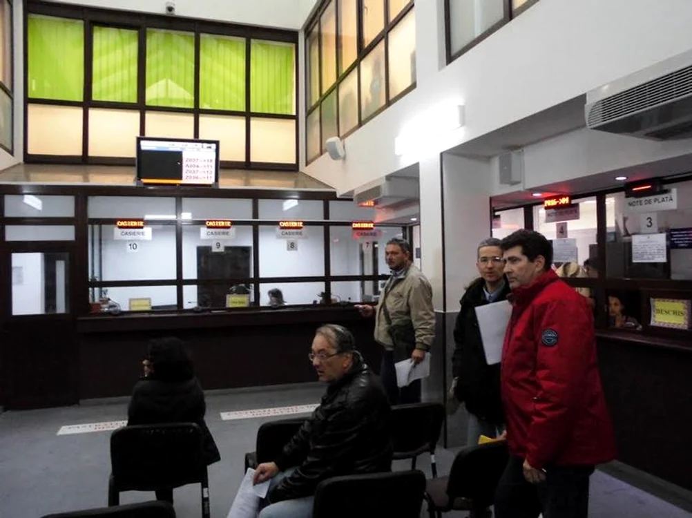 
    Sectorul 4 mai are de recuperat 7 milioane de lei de la contribuabili  