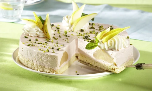 Linz Cake with Pears and Whipped Cream (step by step) jpeg
