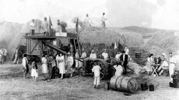 Încheierea cooperativizării agriculturii, proces început în martie 1949 jpeg