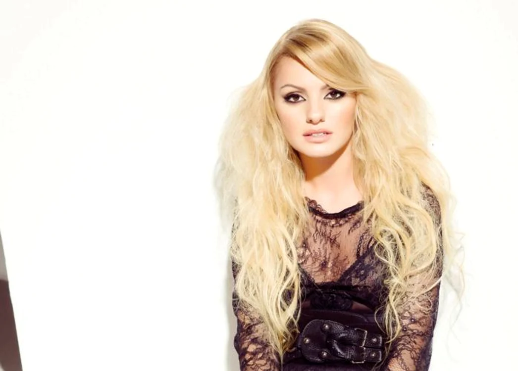
    Alexandra Stan (26 de ani)foto: Arhiva Personală  