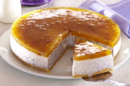 prajitura cu crema de branza si jeleu de catina jpeg