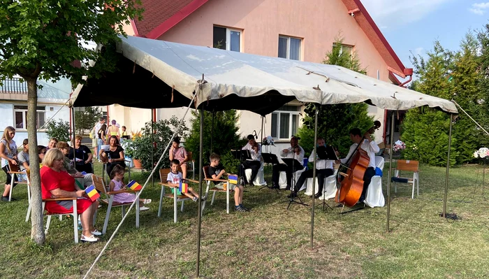 Ucraineii refugiați la bacau au sărbătorit Ziua Națională FOTO Dan Marcoci