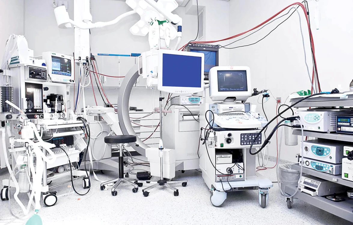 
    Banii se dau pentru investiții strategice, inclusiv pentru fabricarea aparatelor și instrumentelor medicale  