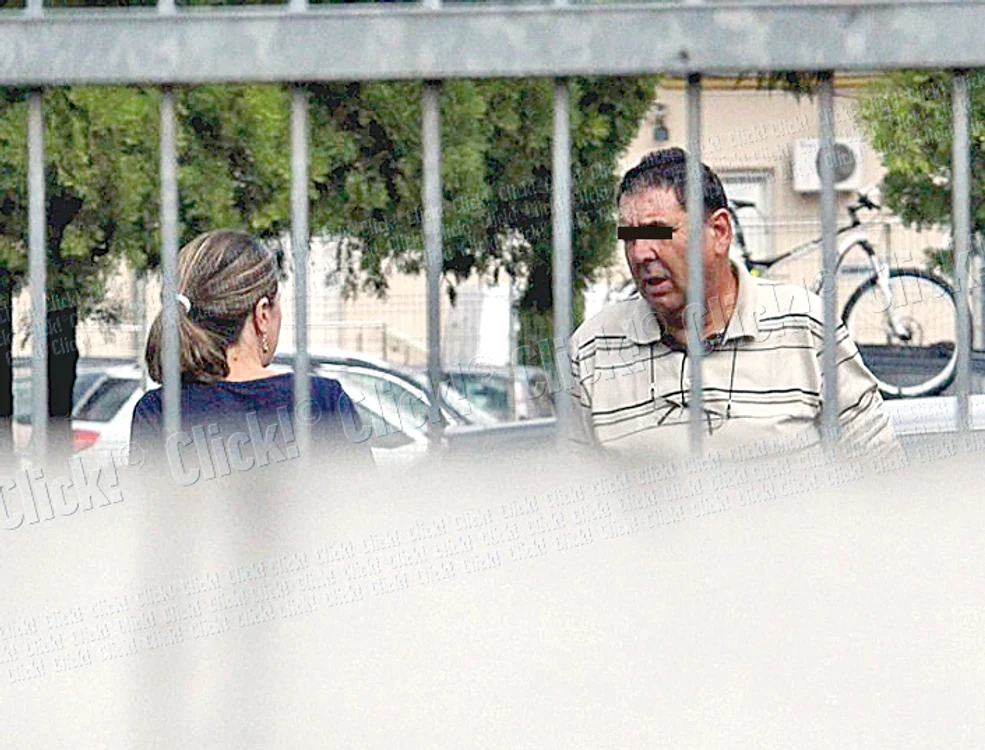 Mama actorului a  venit ieri la spital cu  maşina acestuia,  condusă de un  prieten apropiat