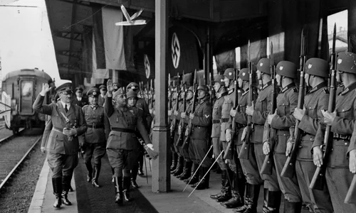 Meeting at Hendaye (en wiki) jpg