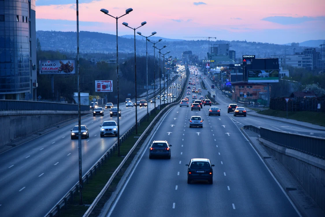 Iranul are o rețea rutieră de peste 25.000 de autostrăzi și drumuri de mare viteză. Foto: Pixabay
