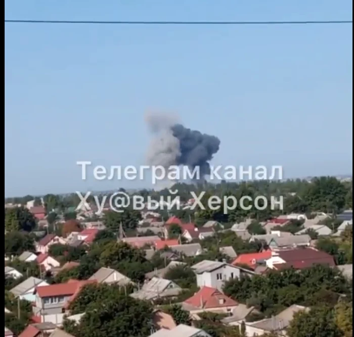 Explozii s-au produs marți la periferia orașului ocupat Herson FOTO Twitter