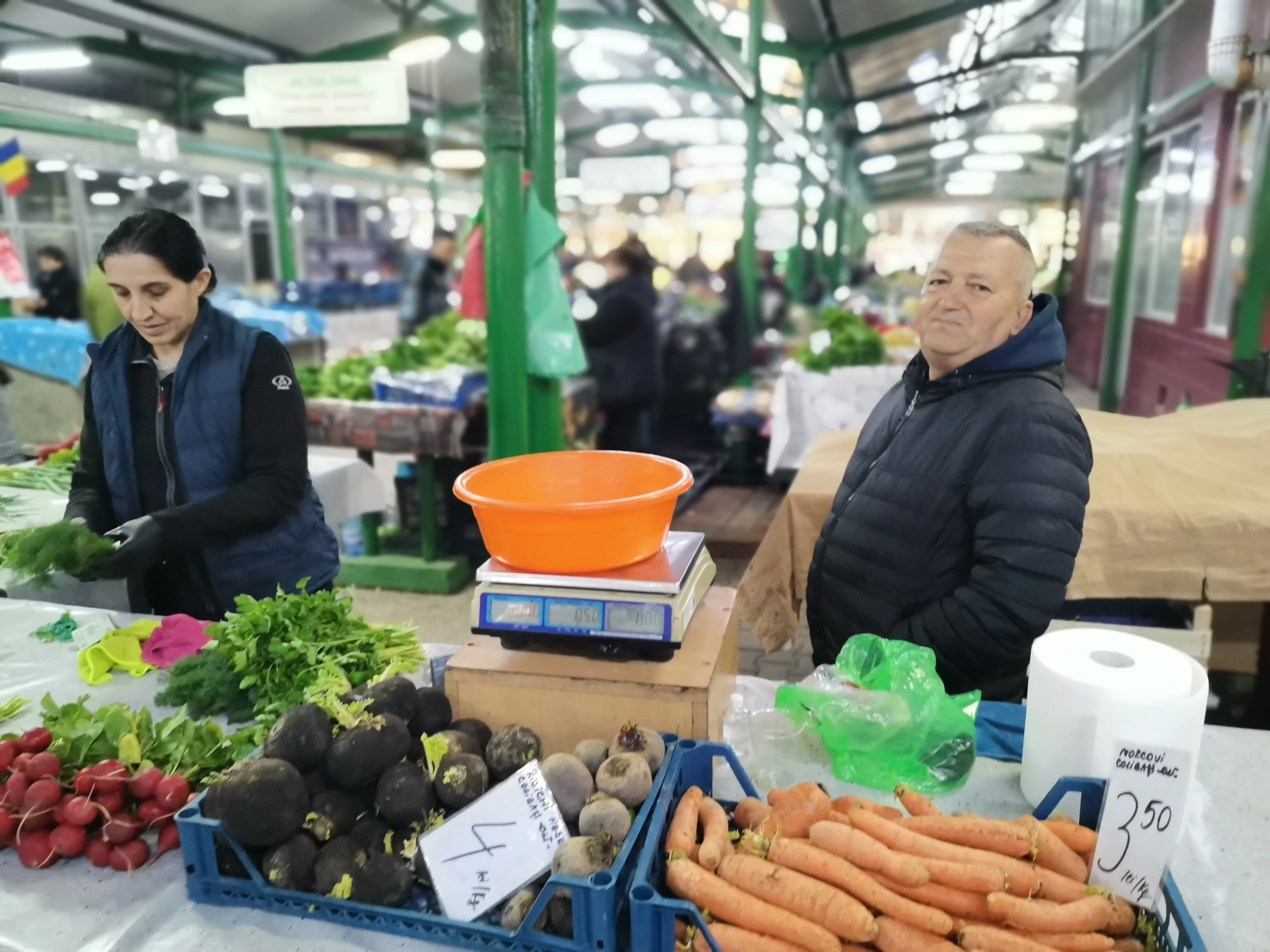 Postul cu verdețuri românești, greu de dus și de consumatori și de producători. „Ziua de muncă a ajuns 200 lei”