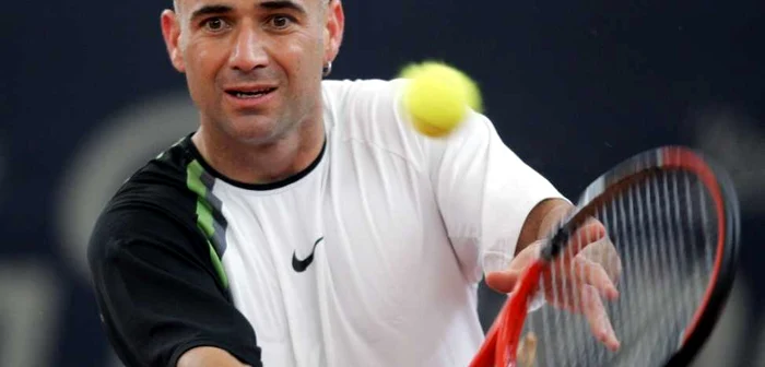 Agassi a fost mereu un jucător foarte temperamental FOTO:famousface.org