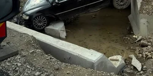 masina suspendata e85 jpg
