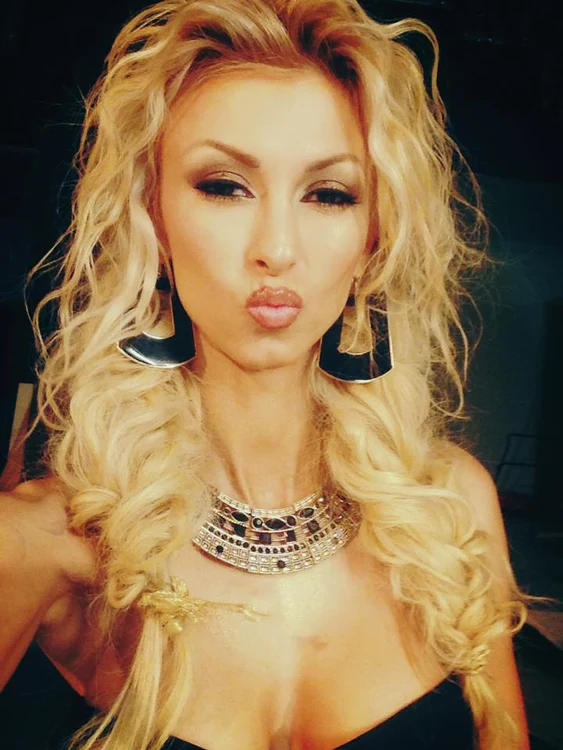 
    Andreea, 