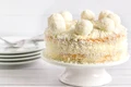 Tort Raffaello  Sursa foto shutterstock 556387186 jpg