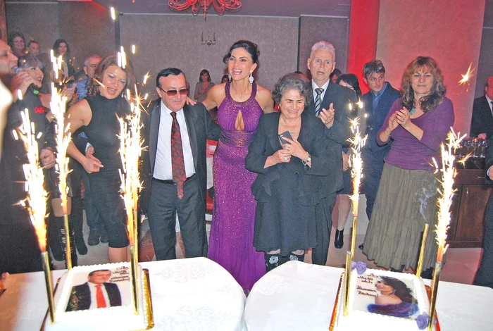 Ramona este foarte apropiată de părinţii ei