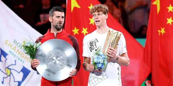 Djokovici Sinner getty jpeg