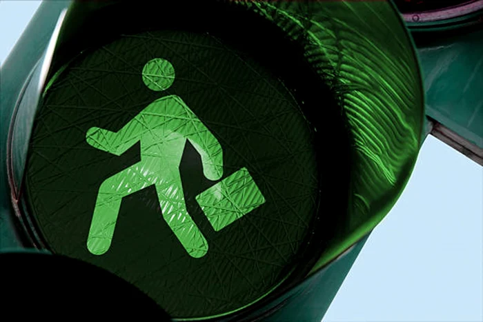 Mulți pietoni fac această greșeală / foto: IStock