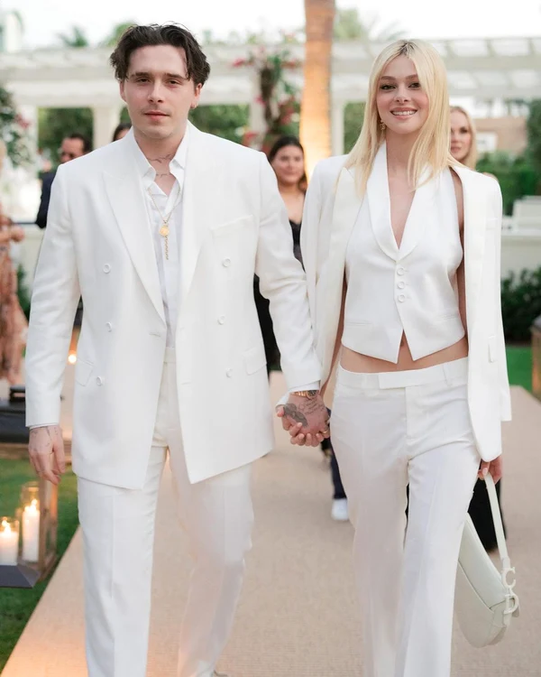 Brooklyn și Nicola Peltz Beckham jpg