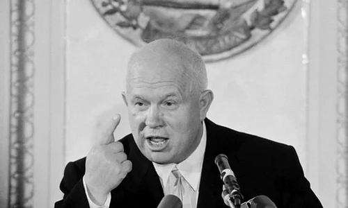 7 septembrie: Nikita Hrușciov este ales secretar al Partidului Comunist al Uniunii Sovietice jpeg