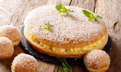 tarta tropeziana shutterstock 1159573864 jpg