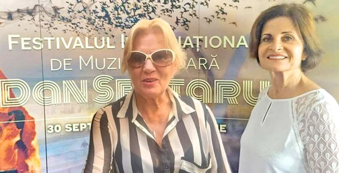 Pompilia Stoian, aici alături de artistul Ionuţ Dulgheriu, este stabilită în Germania